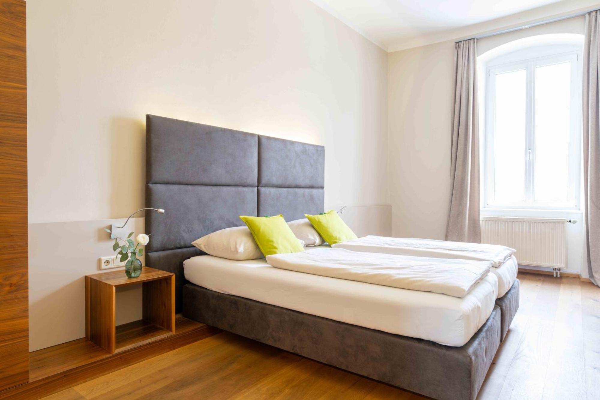 Eee Hotel Перг Экстерьер фото