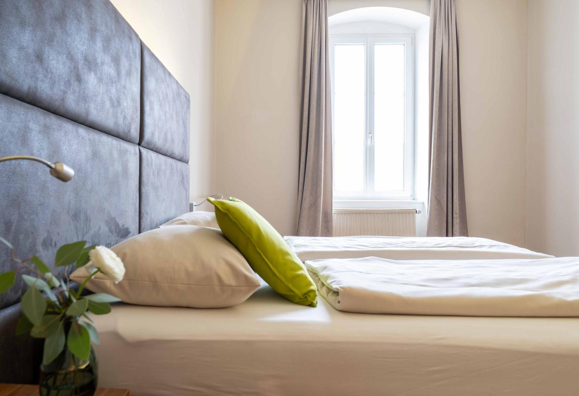 Eee Hotel Перг Экстерьер фото