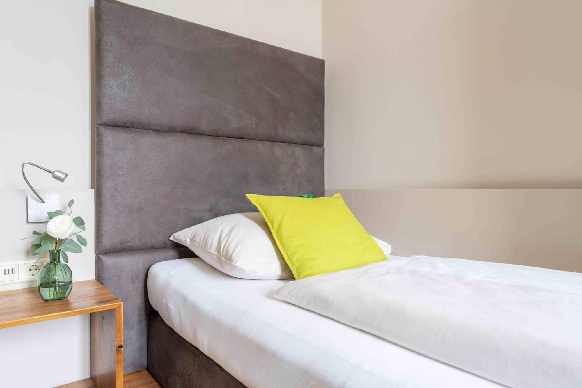 Eee Hotel Перг Экстерьер фото