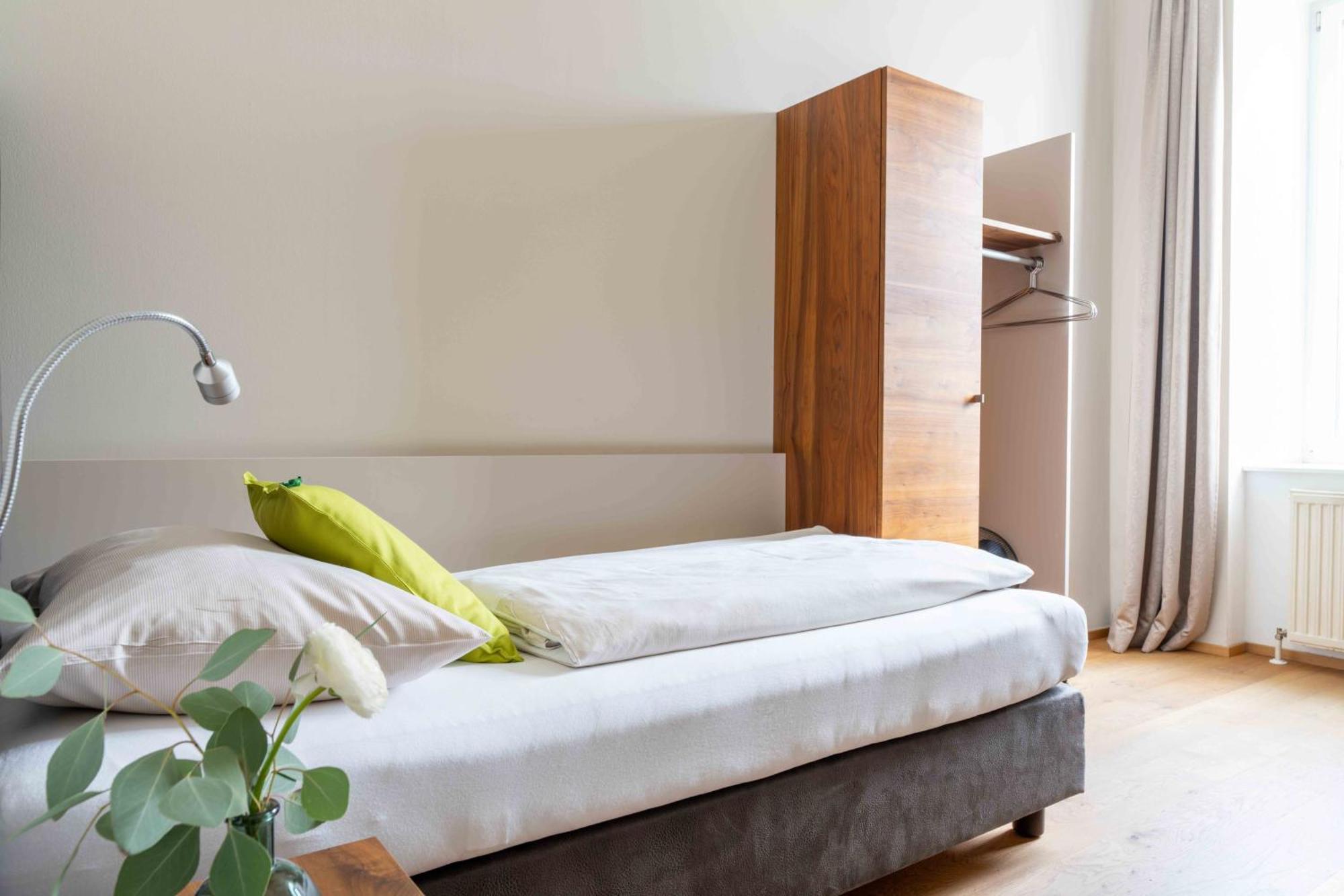 Eee Hotel Перг Экстерьер фото